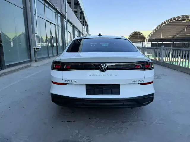 Volkswagen Lamando — Фото автомобиля 5