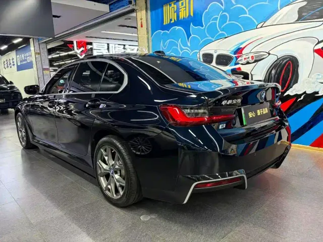 BMW i3 — Фото автомобиля 3