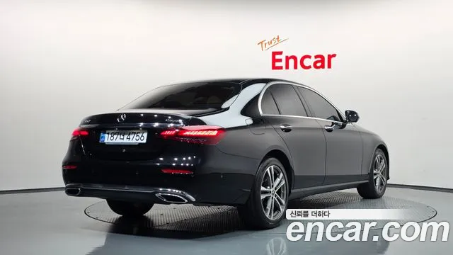 Mercedes-Benz E-Class W213 — Фото автомобиля 2