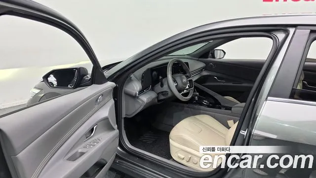 Hyundai AVANTE Новый Avante (CN7) — Фото автомобиля 8