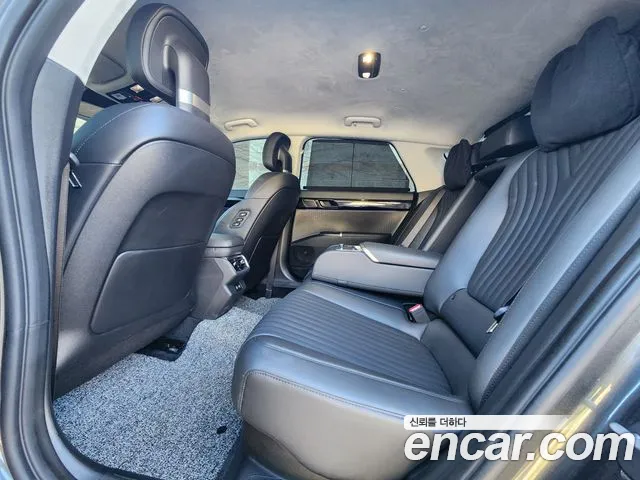 Hyundai Grandeur GN7 — Фото автомобиля 12