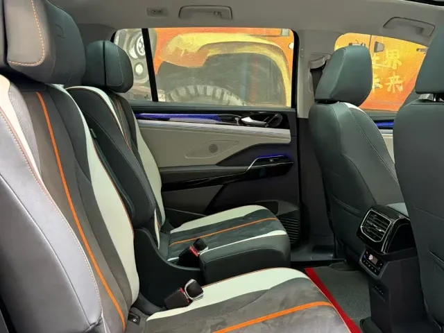 Volkswagen ID.6 Crozz — Фото автомобиля 9