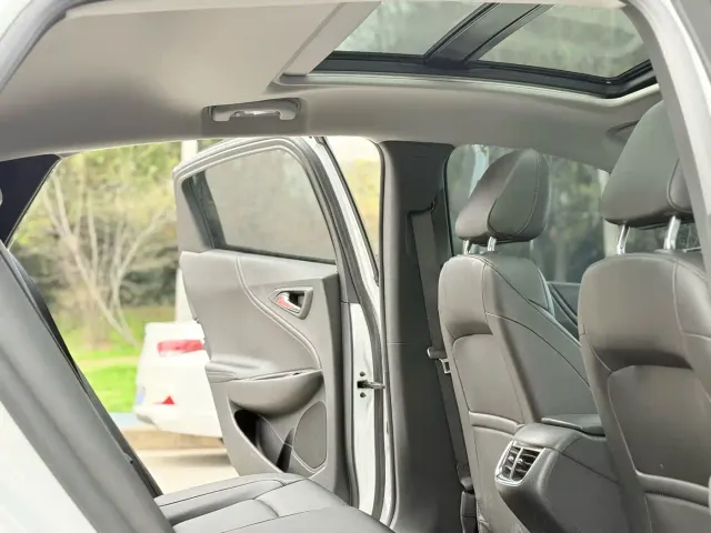 Chevrolet Malibu XL — Фото автомобиля 14