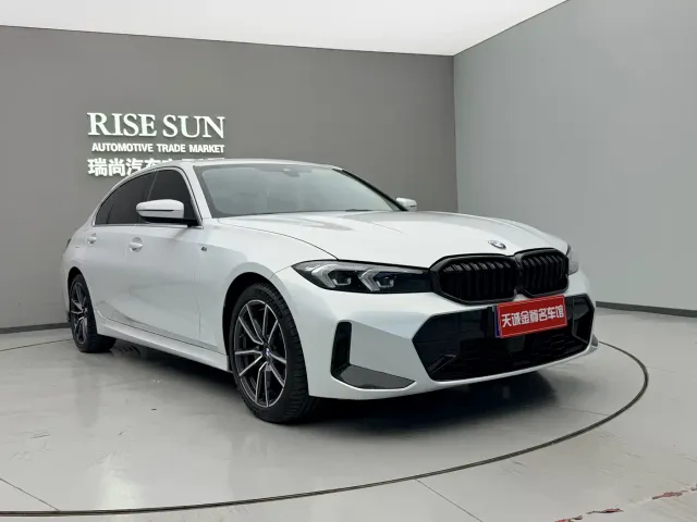 BMW 3 Series — Фото автомобиля 3