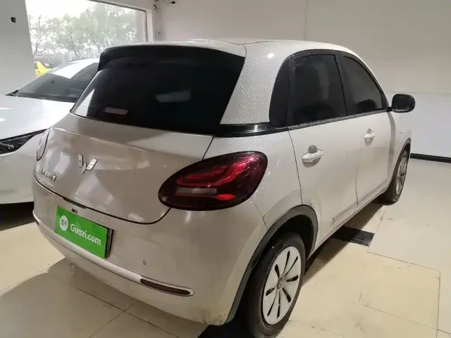 Wuling Bingo — Фото автомобиля 6