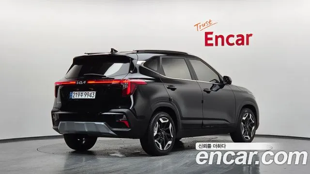 Kia Seltos Бензин 1.6 турбо 2WD — Фото автомобиля 2