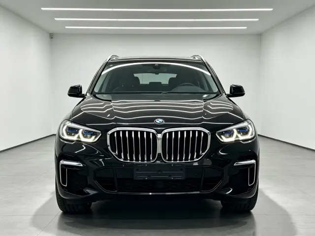 BMW X5 — Фото автомобиля 2
