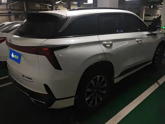 Changan CS75 Plus — Фото автомобиля 3