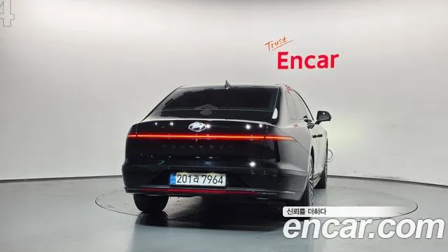 Hyundai Grandeur GN7 — Фото автомобиля 4