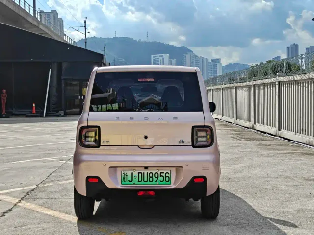 Geely Panda — Фото автомобиля 6