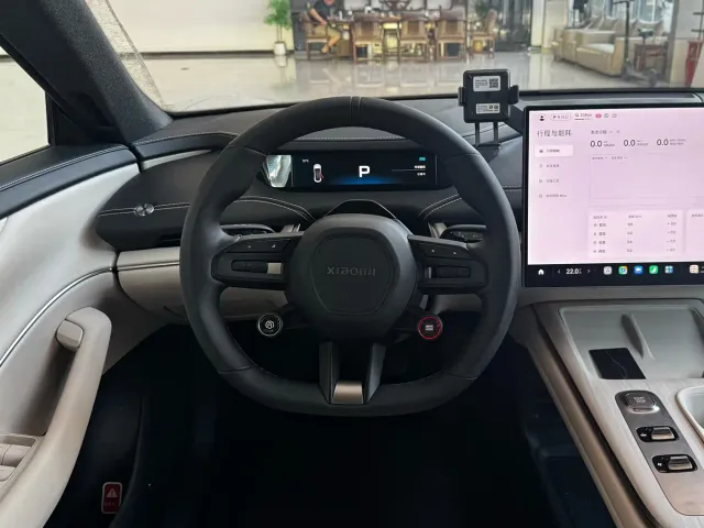Xiaomi SU7 — Фото автомобиля 10