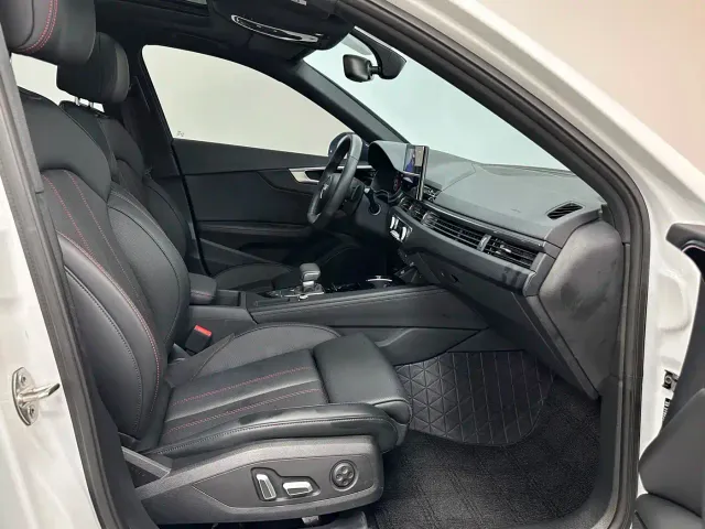 Audi A4L — Фото автомобиля 15