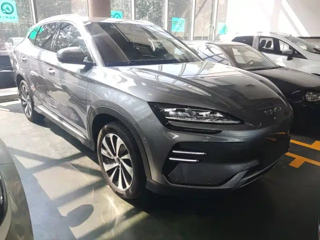 BYD Song PLUS — Фото автомобиля 3