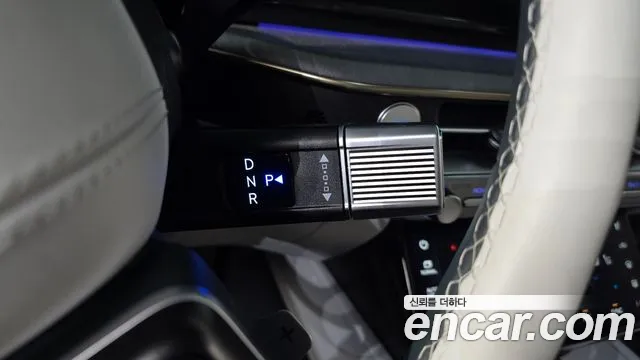 Hyundai Grandeur GN7 — Фото автомобиля 12