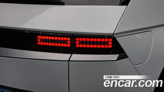 Hyundai Ioniq 5 — Фото автомобиля 8