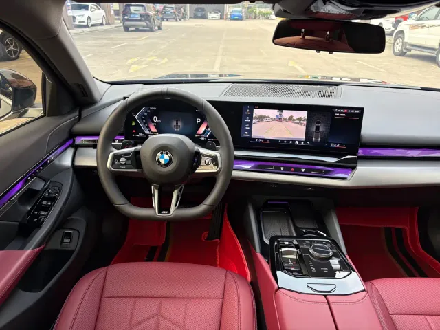BMW 5 Series — Фото автомобиля 6