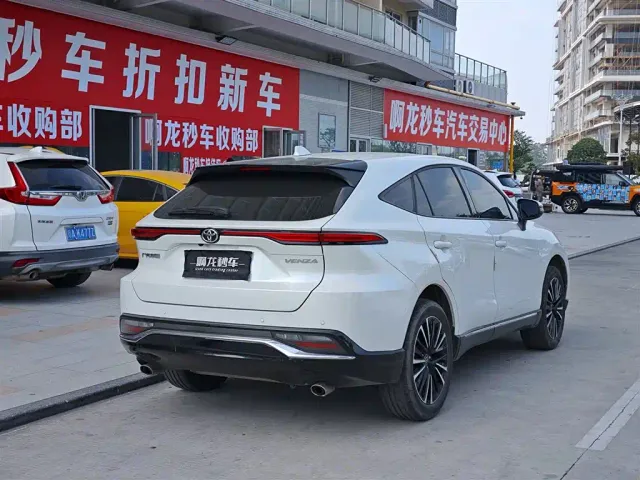 Toyota Venza — Фото автомобиля 9