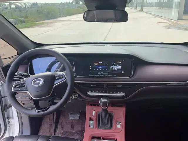 GAC Trumpchi M6 — Фото автомобиля 22