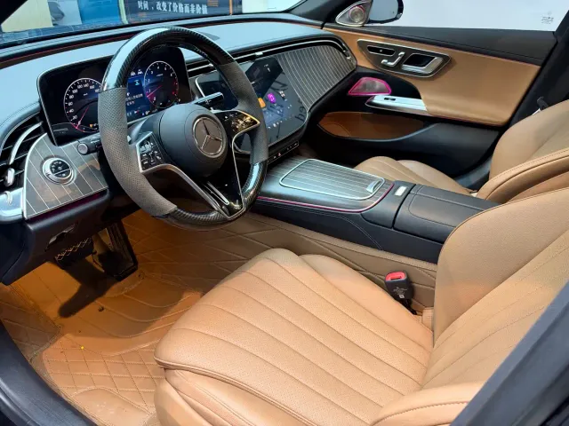 Mercedes-Benz E-Class — Фото автомобиля 15