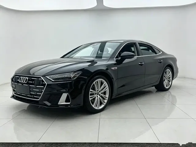 Фотография автомобиля — Audi A7L