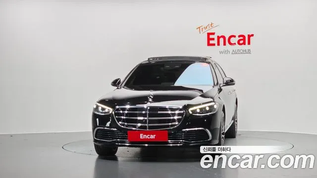 Mercedes-Benz S-Class — Фото автомобиля 3
