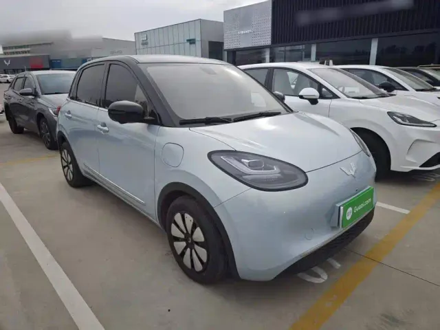 Wuling Bingo — Фото автомобиля 3