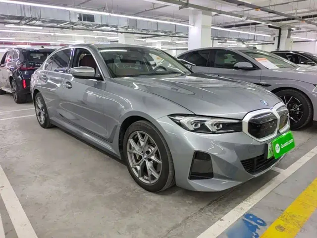 BMW i3 — Фото автомобиля 3