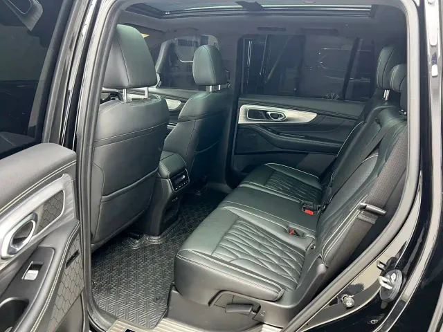 GAC Trumpchi GS8 — Фото автомобиля 10