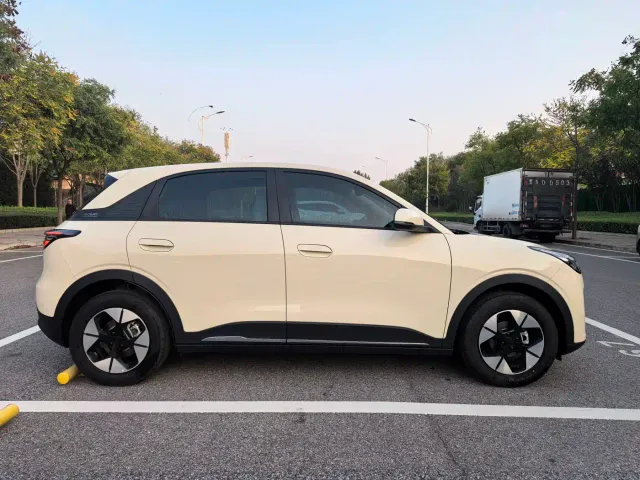 Geely Starry Wish — Фото автомобиля 4