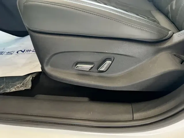BYD Song L DM-i — Фото автомобиля 12