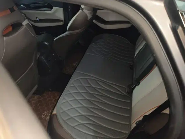 BYD Qin PLUS — Фото автомобиля 11