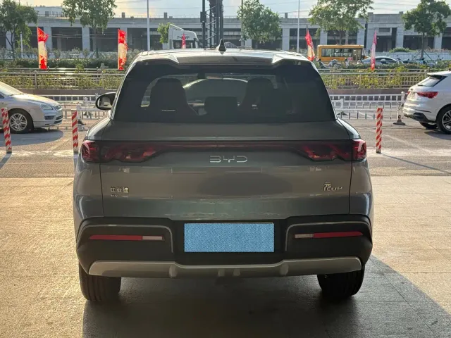 BYD Yuan UP — Фото автомобиля 3