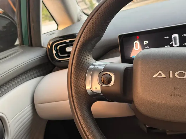 GAC Aion UT — Фото автомобиля 15