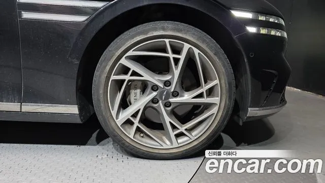 Genesis G90 RS4 — Фото автомобиля 5