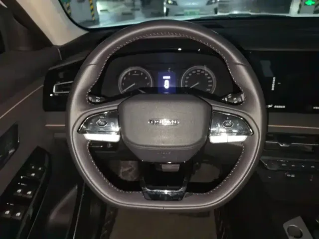 Changan X7 Plus — Фото автомобиля 6