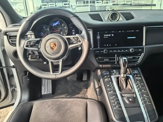 Porsche Macan 2021 Macan 2.0T — Фото автомобиля 9