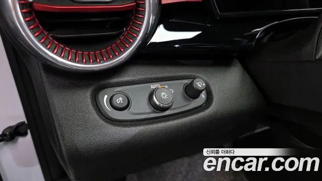 ChevroletGMDaewoo Trax Trax Кроссовер — Фото автомобиля 20