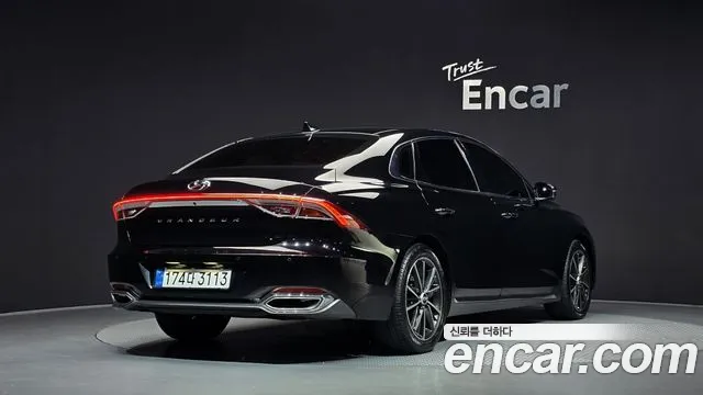 Hyundai Grandeur New — Фото автомобиля 2