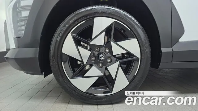 Hyundai Kona SX2 — Фото автомобиля 5