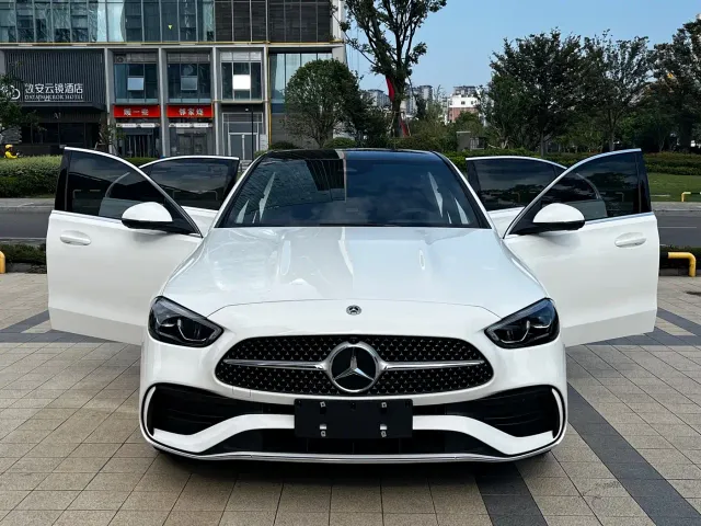 Mercedes-Benz C-Class — Фото автомобиля 11