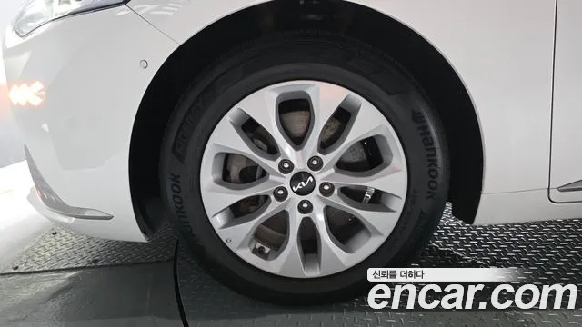 Kia K8 2.5 Бензин 2WD — Фото автомобиля 5