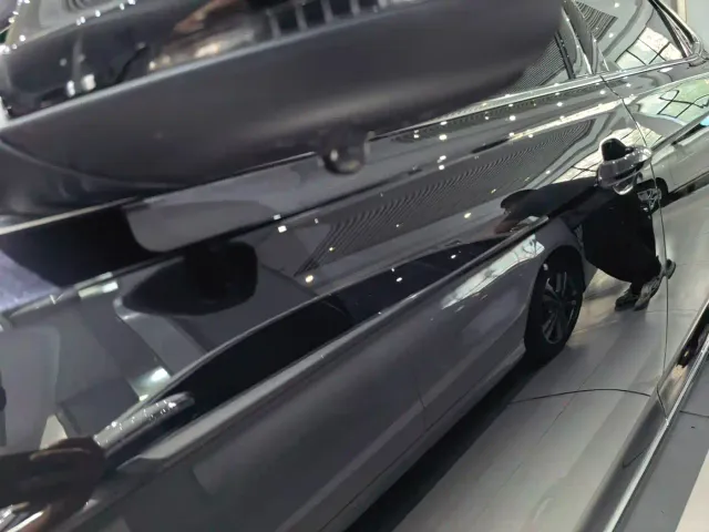 Volkswagen Passat — Фото автомобиля 5