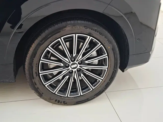 Geely Galaxy Galaxy M9 2025 100km 2WD Smart Edition — Фото автомобиля 28
