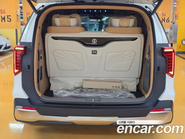 Kia Canival Новый Carnival 4 поколение Бензин 9 мест Hi-Limousine (Спецкузов) — Фото автомобиля 7