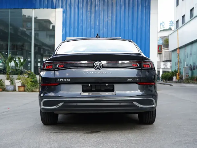 Volkswagen Lamando — Фото автомобиля 8