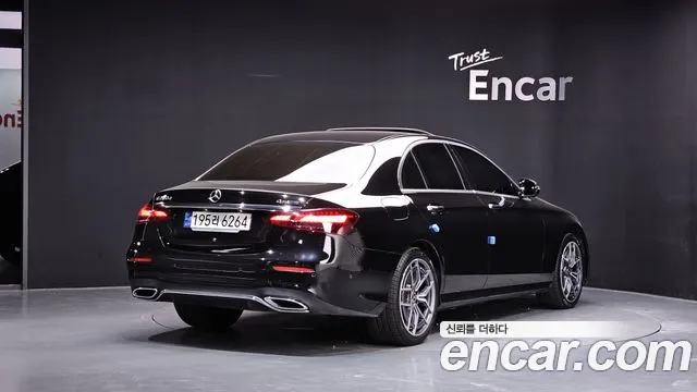 Mercedes-Benz E-Class W213 — Фото автомобиля 2