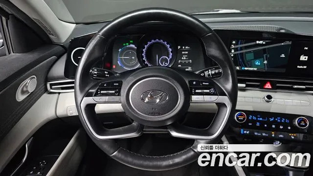 Hyundai AVANTE — Фото автомобиля 14