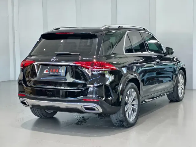 Mercedes-Benz GLE-Class — Фото автомобиля 17