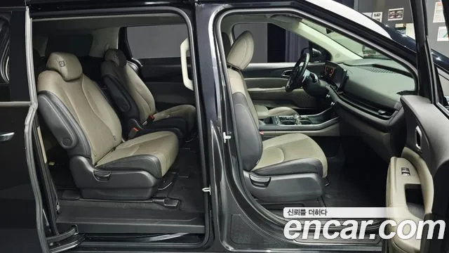 Kia Carnival 4th Gen — Фото автомобиля 25