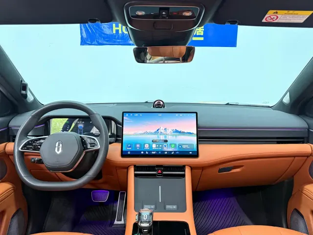 Aito M7 — Фото автомобиля 11